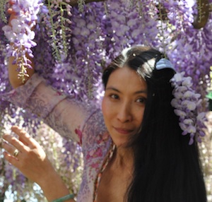 Chao Hsiu Chen Wisteria in Appia Antica- Rome