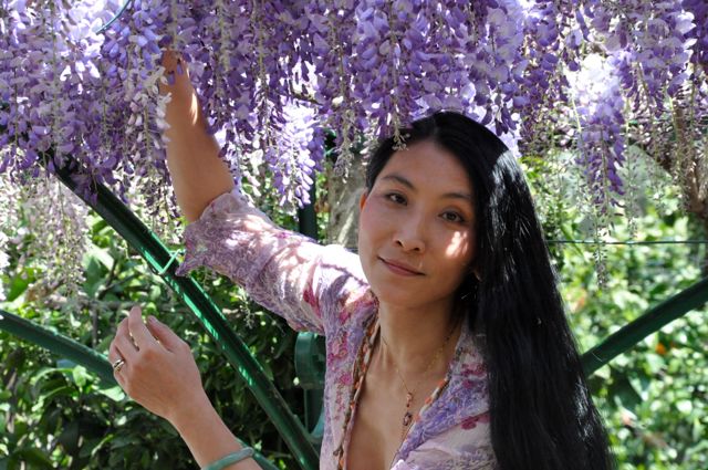 Chao Hsiu Chen  and Wisteria in Appia Antica - Rome 10