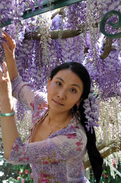 Chao Hsiu Chen  and Wisteria in Appia Antica - Rome 15